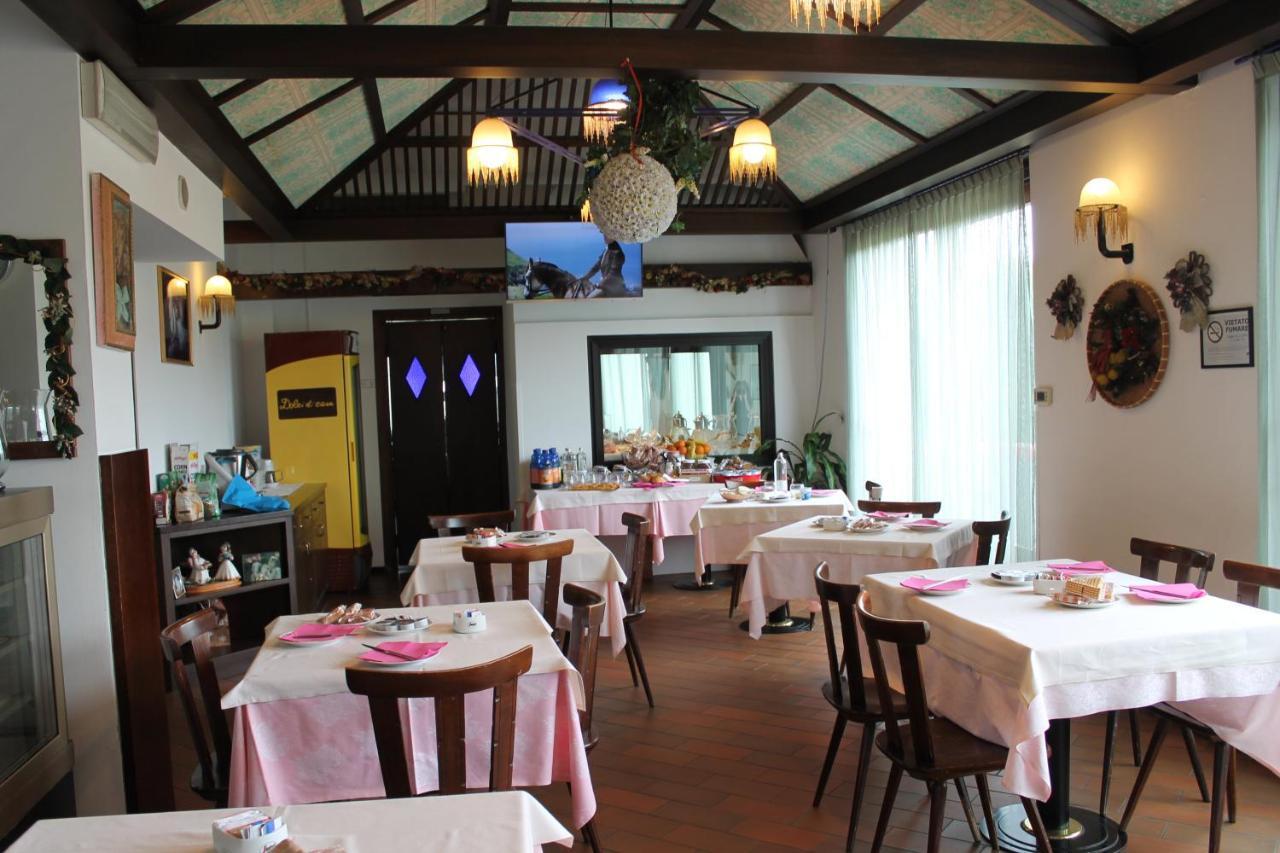 Hotel O'Scugnizzo 2 Belluno Extérieur photo